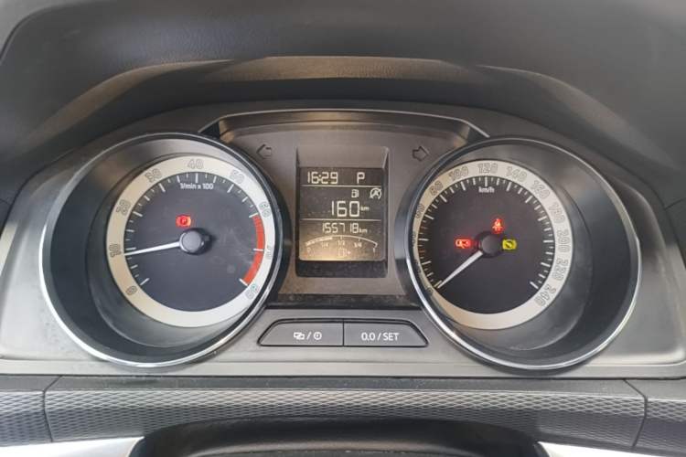 Used Skoda Kamiq 2018 1.5L Automatic Comfort Edition China VI Standard Instrument Cluster