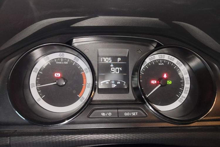 Used Skoda Kamiq 2018 1.5L Automatic Comfort Edition China VI Standard Instrument Cluster