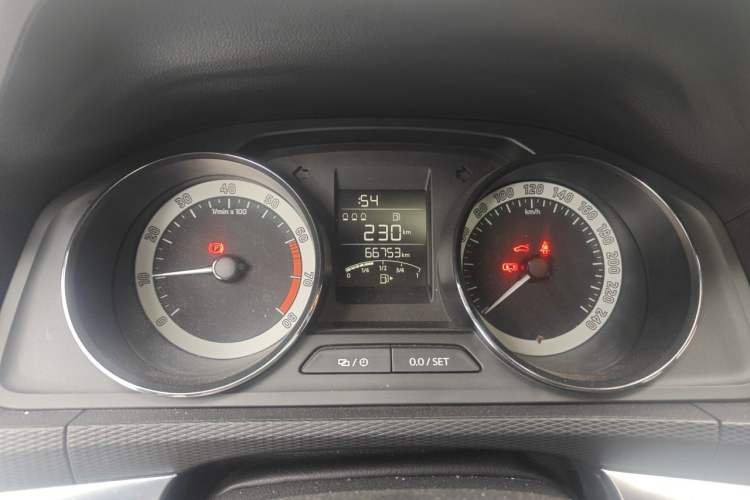 Used Skoda Kamiq 2018 1.5L Manual Comfort Edition China V Standard Instrument Cluster