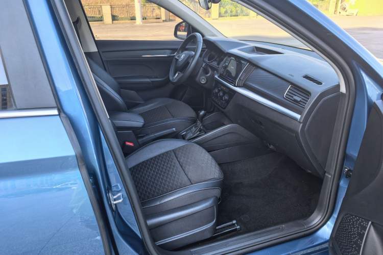Used Skoda Kamiq 2018 1.5L Automatic Comfort Edition China VI Standard Interior 2