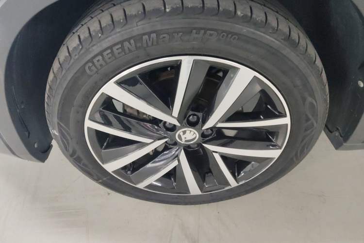 Used Skoda Kamiq 2018 1.5L Automatic Comfort Edition China V Standard Left Front Wheel Hub