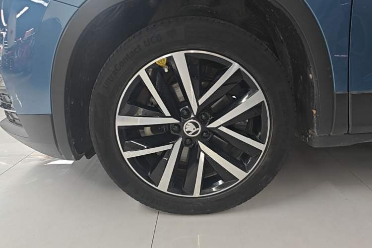 Used Skoda Kamiq 2018 1.5L Automatic Comfort Edition China VI Standard Left Front Wheel Hub