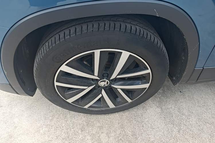 Used Skoda Kamiq 2018 1.5L Automatic Comfort Edition China VI Standard Left Front Wheel Hub