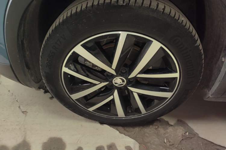 Used Skoda Kamiq 2018 1.5L Automatic Comfort Edition China VI Standard Left Front Wheel Hub