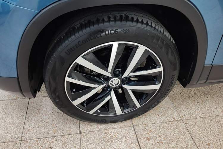 Used Skoda Kamiq 2018 1.5L Automatic Comfort Edition China VI Standard Left Front Wheel Hub