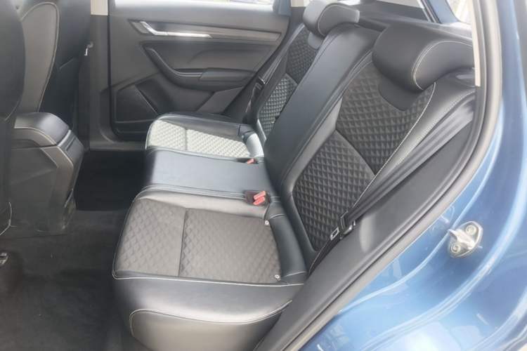 Used Skoda Kamiq 2018 1.5L Automatic Comfort Edition China VI Standard Left Rear Seat