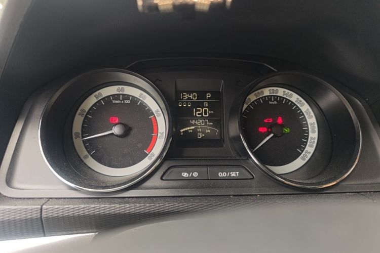 Used Skoda Kamiq 2018 1.5L Automatic Comfort Edition China VI Standard Odometer Close Up