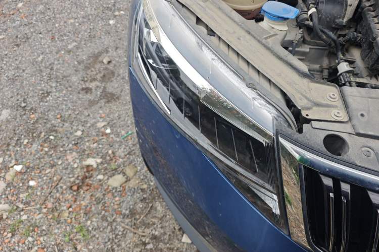 Used Skoda Kamiq 2018 1.5L Automatic Comfort Edition China VI Standard Right Front Headlight