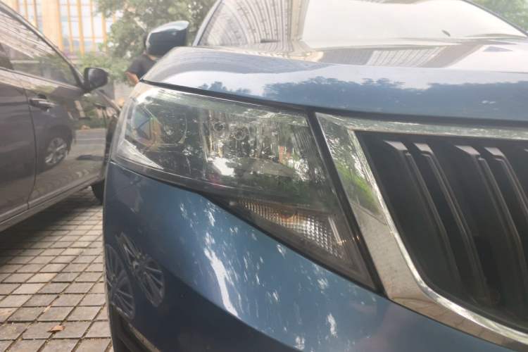Used Skoda Kamiq 2018 1.5L Automatic Standard Version China V Emission Standard Right Front Headlight