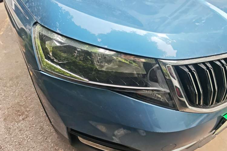Used Skoda Kamiq 2018 1.5L Automatic Comfort Edition China VI Standard Right Front Headlight