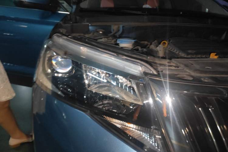 Used Skoda Kamiq 2018 1.5L Automatic Comfort Edition China VI Standard Right Front Headlight