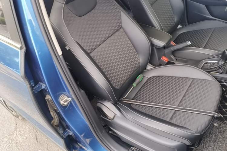 Used Skoda Kamiq 2018 1.5L Automatic Comfort Edition China VI Standard Right Front Seat