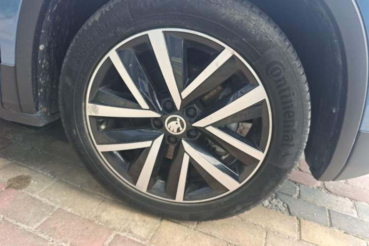 Used Skoda Kamiq 2018 1.5L Automatic Comfort Edition China VI Standard Right Front Wheel Hub