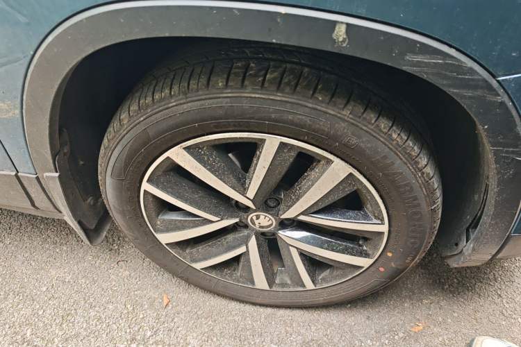 Used Skoda Kamiq 2018 1.5L Automatic Comfort Edition China VI Standard Right Front Wheel Hub