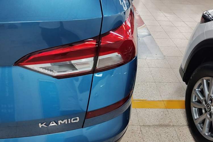 Used Skoda Kamiq 2018 1.5L Automatic Comfort Edition China VI Standard Right Rear Taillight