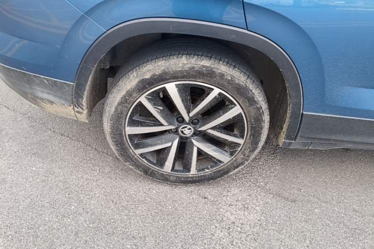 Used Skoda Kamiq 2018 1.5L Automatic Comfort Edition China VI Standard Right Rear Wheel Hub