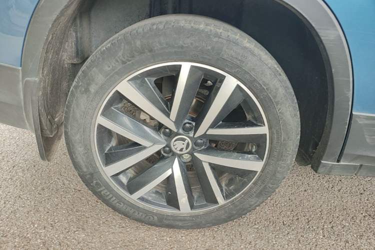 Used Skoda Kamiq 2018 1.5L Automatic Comfort Edition China VI Standard Right Rear Wheel Hub