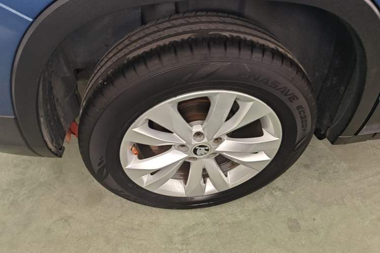 Used Skoda Kamiq 2018 1.5L Automatic Standard Version China V Emission Standard Right Rear Wheel Hub