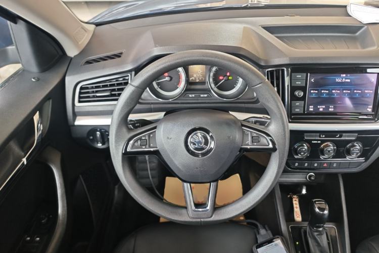 Used Skoda Kamiq 2018 1.5L Automatic Comfort Edition China VI Standard Steering Wheel