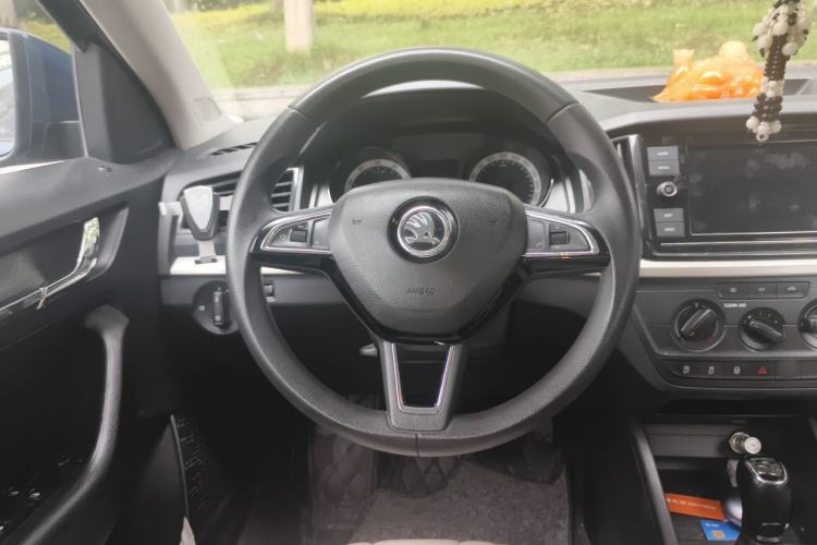 Used Skoda Kamiq 2018 1.5L Automatic Standard Version China V Emission Standard Steering Wheel