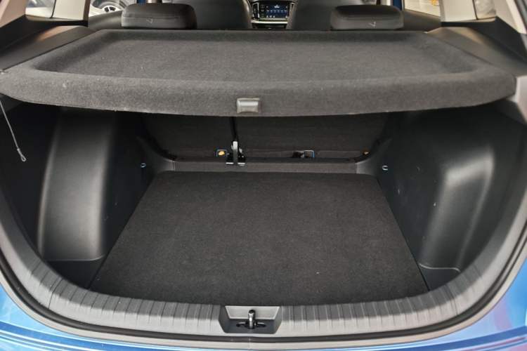 Used Skoda Kamiq 2018 1.5L Automatic Comfort Edition China VI Standard Trunk