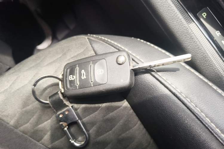 Used Skoda Kamiq 2018 1.5L Automatic Comfort Edition China VI Standard Vehicle Key