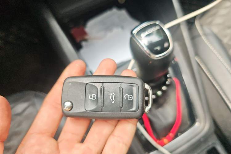 Used Skoda Kamiq 2018 1.5L Automatic Comfort Edition China VI Standard Vehicle Key