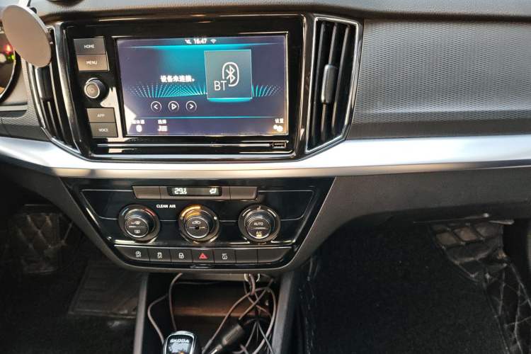 Used Skoda Kamiq 2018 1.5L Automatic Comfort Edition China V Standard Audio And AC Panel