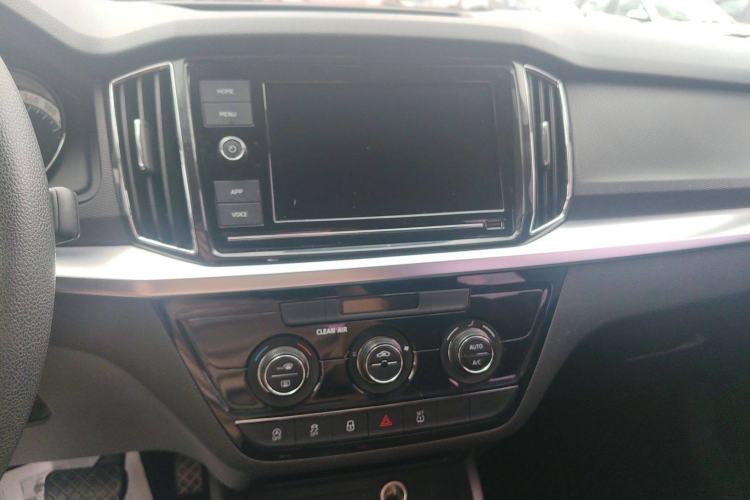 Used Skoda Kamiq 2018 1.5L Automatic Comfort Edition China V Standard Audio And AC Panel