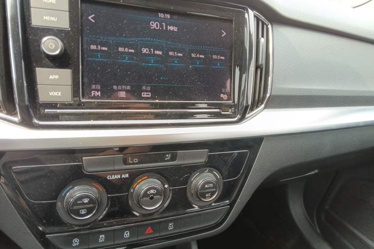 Used Skoda Kamiq 2018 1.5L Automatic Comfort Edition China VI Standard Audio And AC Panel