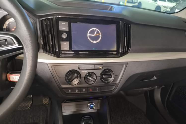 Used Skoda Kamiq 2018 1.5L Automatic Standard Version China V Emission Standard Audio And AC Panel