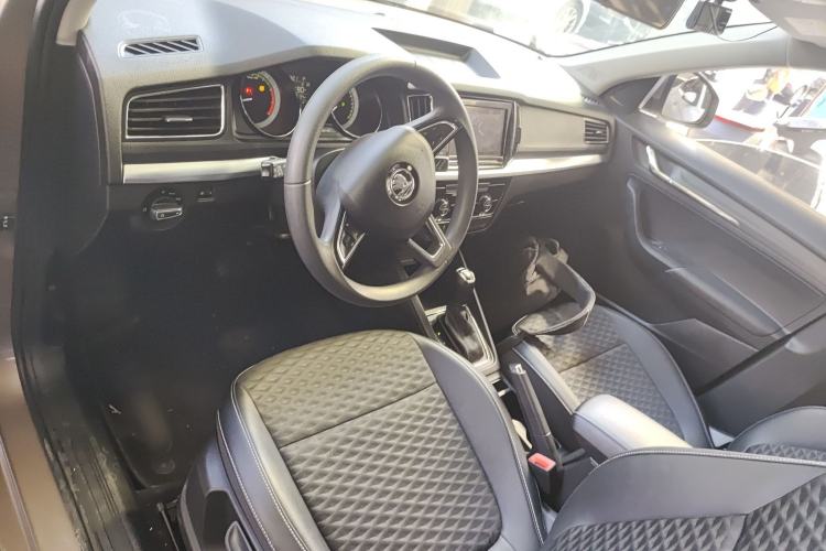 Used Skoda Kamiq 2018 1.5L Automatic Comfort Edition China V Standard Center Console