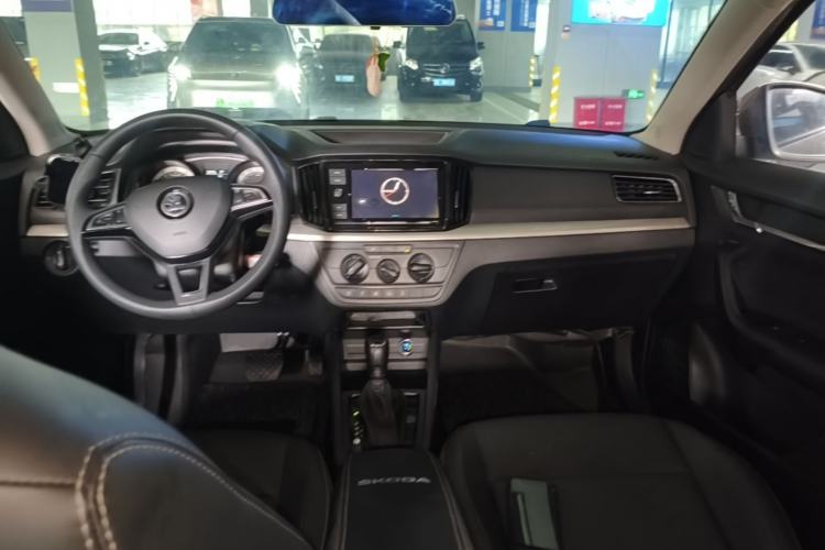 Used Skoda Kamiq 2018 1.5L Automatic Standard Version China V Emission Standard Center Console