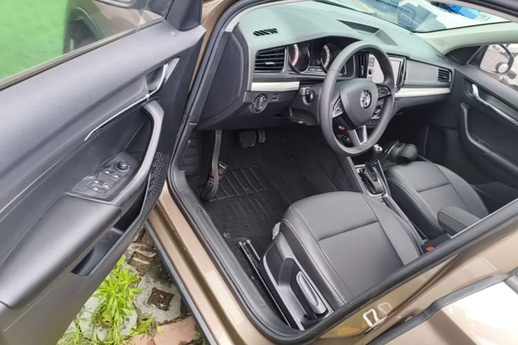 Used Skoda Kamiq 2018 1.5L Automatic Standard Version China V Emission Standard Driver Seat