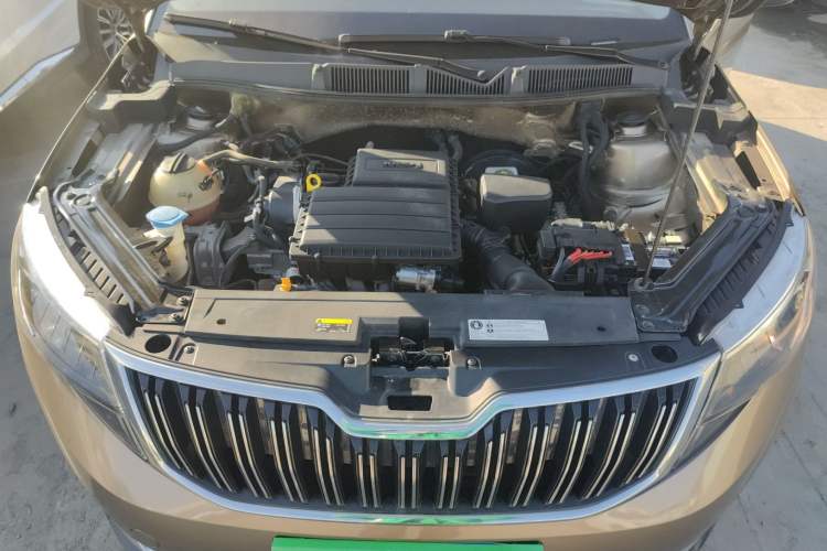 Used Skoda Kamiq 2018 1.5L Automatic Comfort Edition China VI Standard Engine Bay