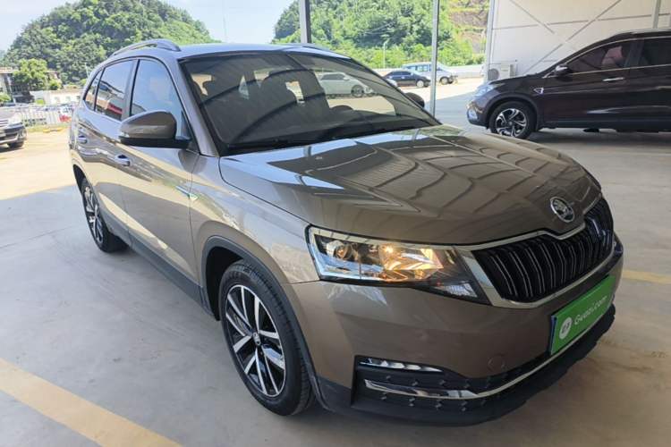 Used Skoda Kamiq 2018 1.5L Automatic Comfort Edition China VI Standard Front Right 45 Deg