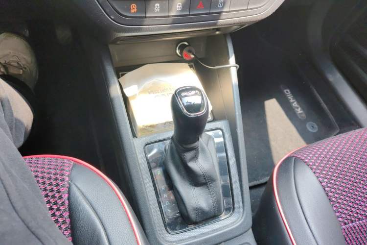 Used Skoda Kamiq 2018 1.5L Automatic Standard Version China V Emission Standard Gear Lever