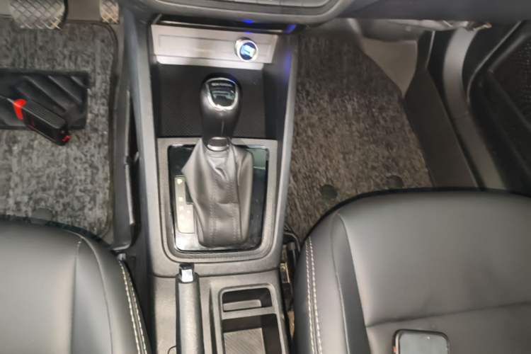 Used Skoda Kamiq 2018 1.5L Automatic Standard Version China V Emission Standard Gear Lever