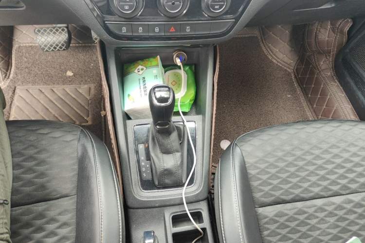 Used Skoda Kamiq 2018 1.5L Automatic Comfort Edition China V Standard Gear Lever