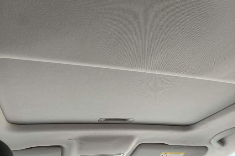 Used Skoda Kamiq 2018 1.5L Automatic Comfort Edition China VI Standard Headliner