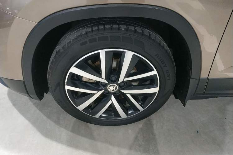 Used Skoda Kamiq 2018 1.5L Automatic Comfort Edition China V Standard Left Front Wheel Hub