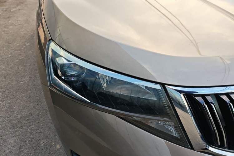 Used Skoda Kamiq 2018 1.5L Automatic Comfort Edition China V Standard Right Front Headlight