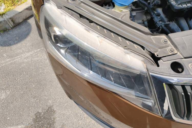 Used Skoda Kamiq 2018 1.5L Automatic Standard Version China V Emission Standard Right Front Headlight