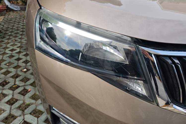 Used Skoda Kamiq 2018 1.5L Automatic Comfort Edition China V Standard Right Front Headlight