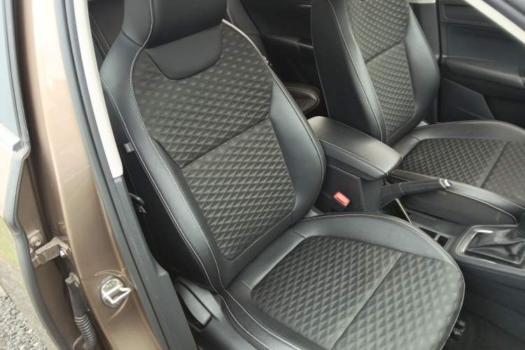 Used Skoda Kamiq 2018 1.5L Automatic Comfort Edition China VI Standard Right Front Seat