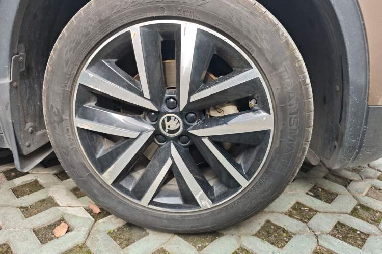Used Skoda Kamiq 2018 1.5L Automatic Comfort Edition China V Standard Right Front Wheel Hub