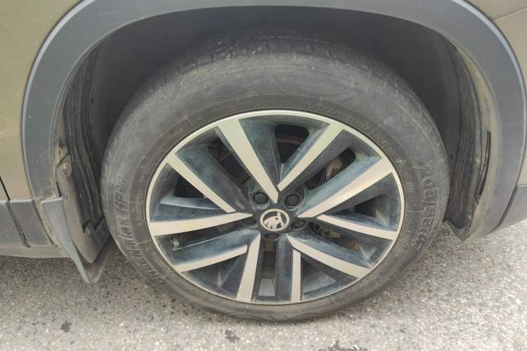 Used Skoda Kamiq 2018 1.5L Automatic Comfort Edition China V Standard Right Front Wheel Hub