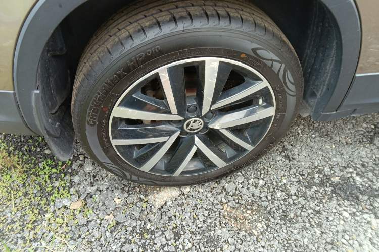 Used Skoda Kamiq 2018 1.5L Automatic Comfort Edition China VI Standard Right Rear Wheel Hub