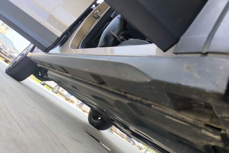 Used Skoda Kamiq 2018 1.5L Automatic Comfort Edition China VI Standard Right Side Sill