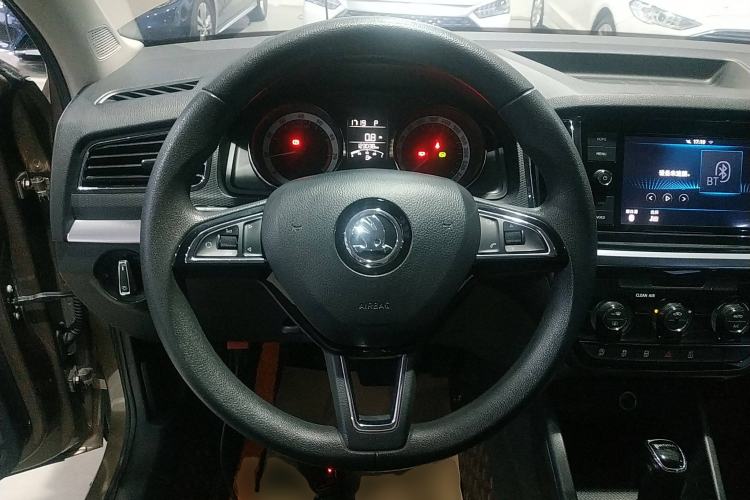 Used Skoda Kamiq 2018 1.5L Automatic Comfort Edition China V Standard Steering Wheel